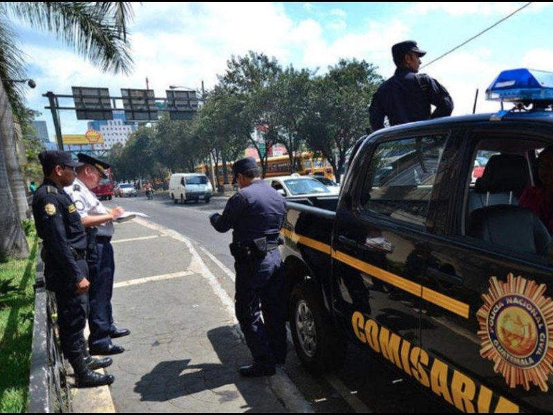 Los agentes de la PNC que secuestraron a un conductor y le exigieron dinero